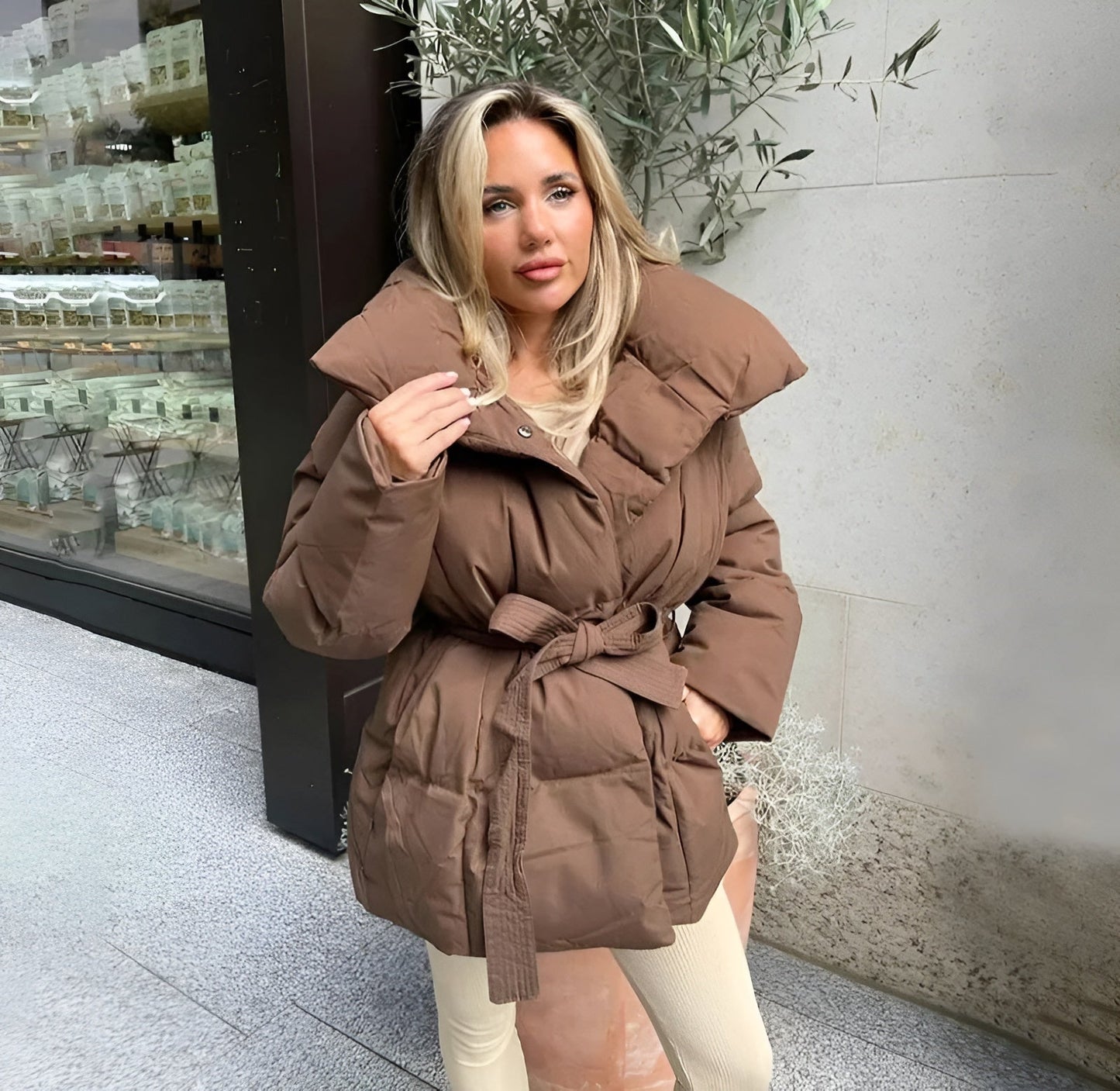 Lavoda | Livia Jas