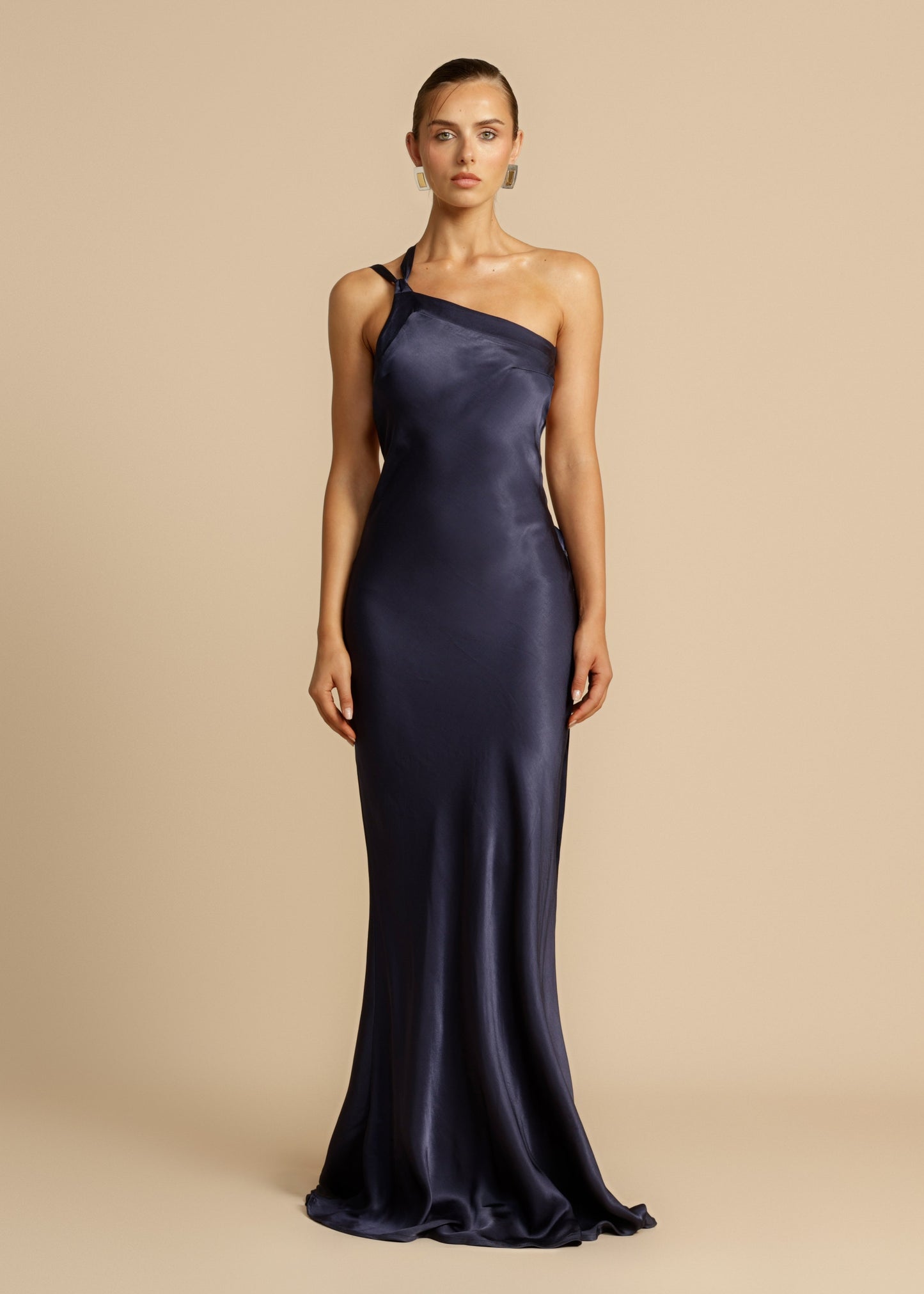 Cavell™ – Gouden Elegantie Jurk