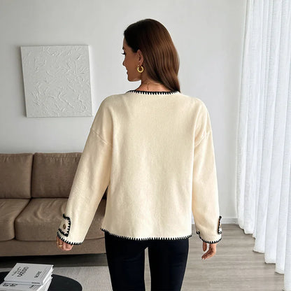 Cavell™ – Kort Vest met Contrast Afwerking & Elegante Knopen
